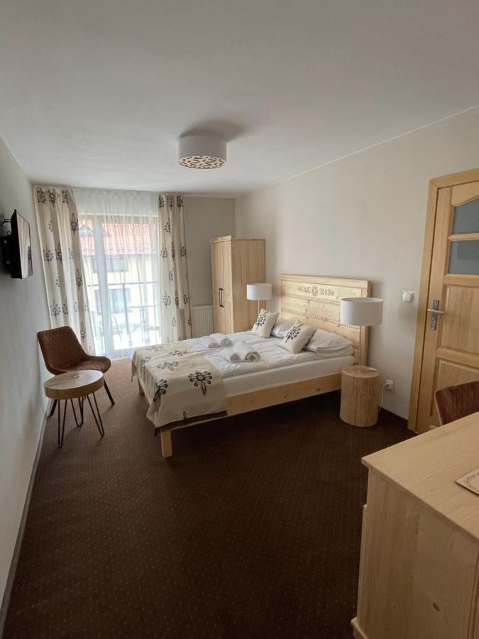 Pieninska Ostoja Bed & Breakfast Чоржин Екстериор снимка
