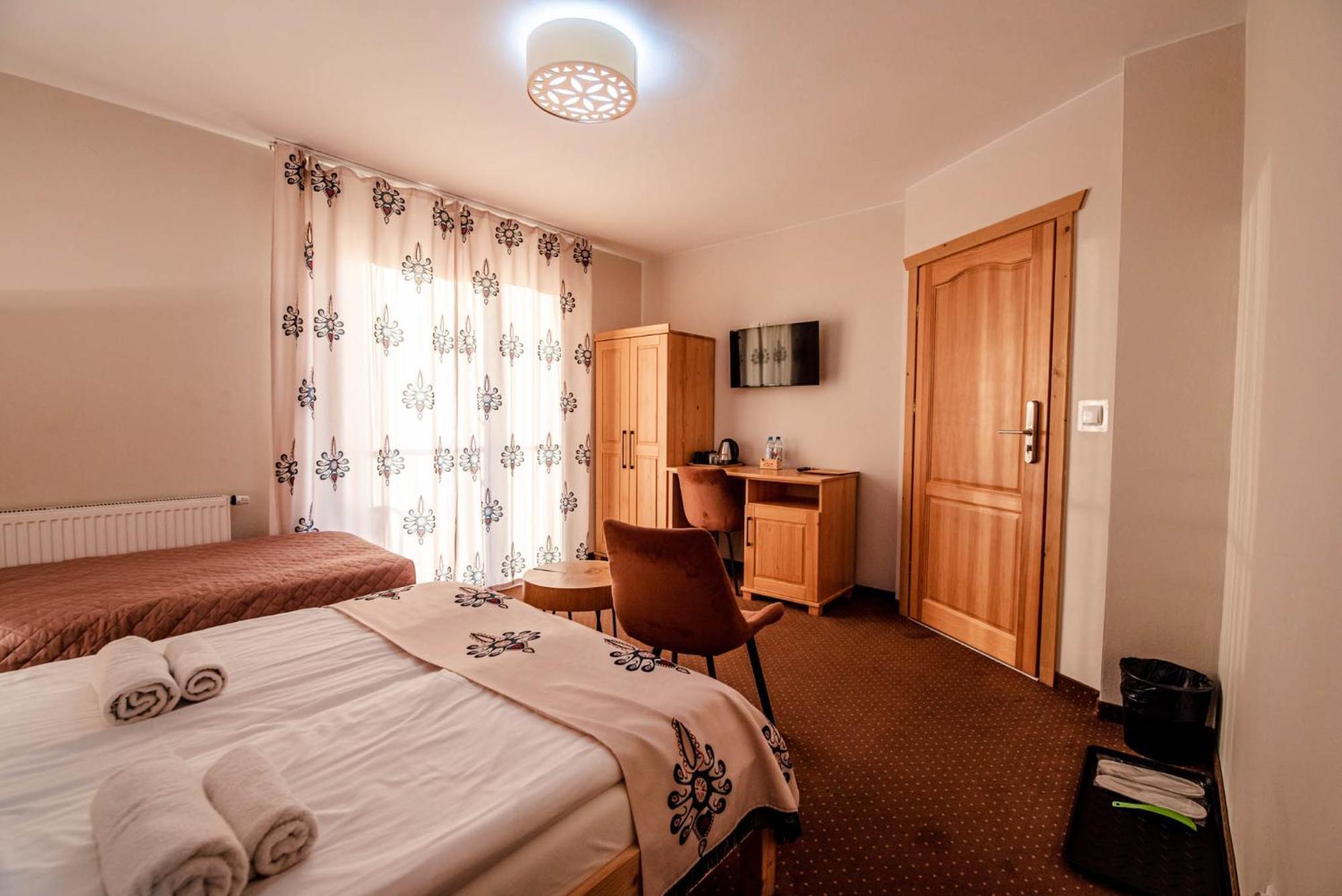 Pieninska Ostoja Bed & Breakfast Чоржин Екстериор снимка